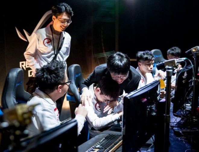 IG翻盘HKA，369统治全场