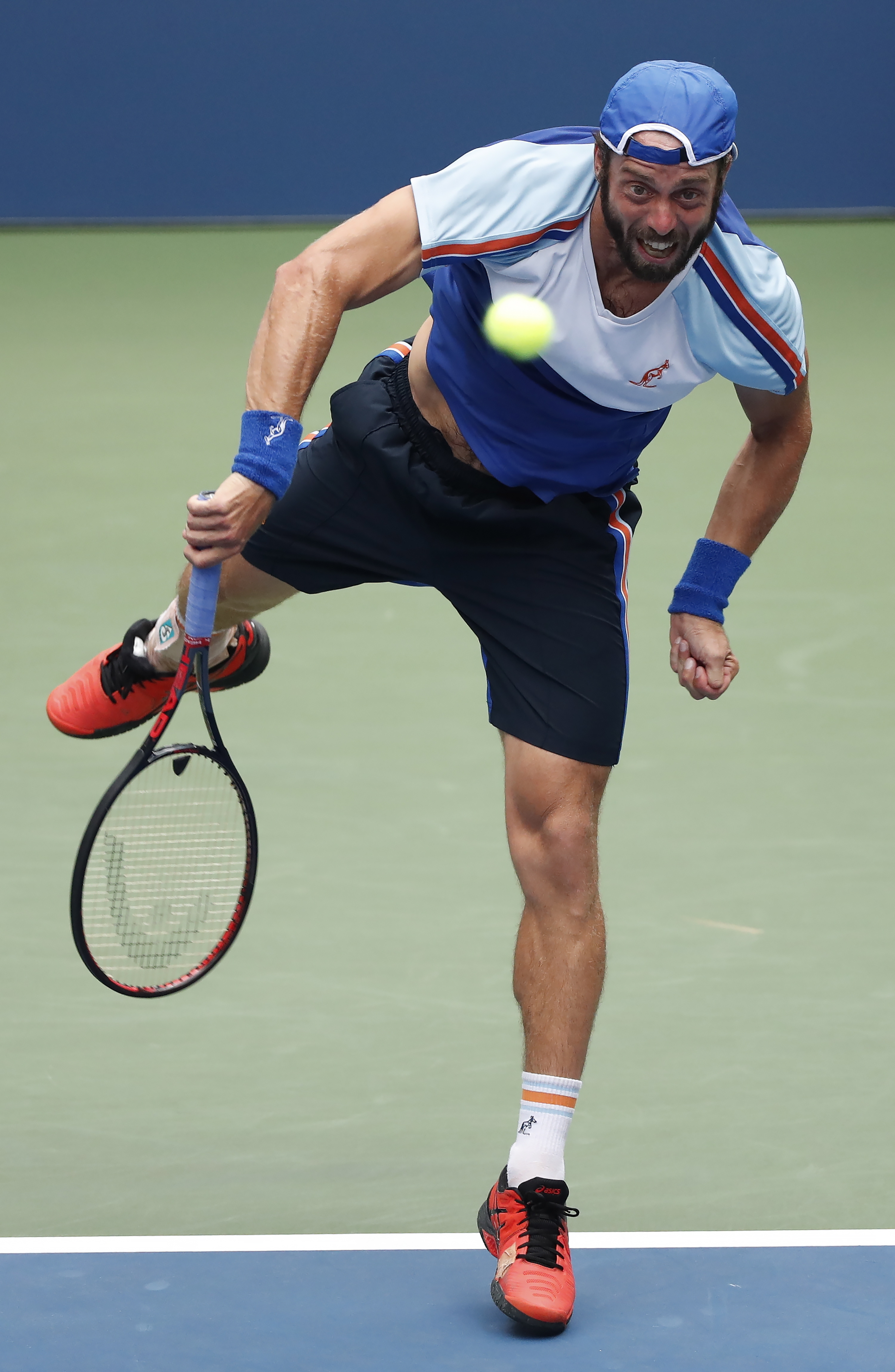 美国网球队强势英国网球队,瓦林卡关键制胜的简单介绍 美国网球队强势英国网球队,瓦林卡关键制胜的简单介绍