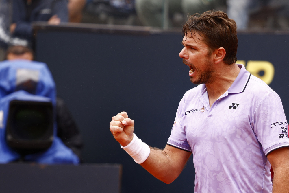 美国网球队强势英国网球队,瓦林卡关键制胜的简单介绍 美国网球队强势英国网球队,瓦林卡关键制胜的简单介绍