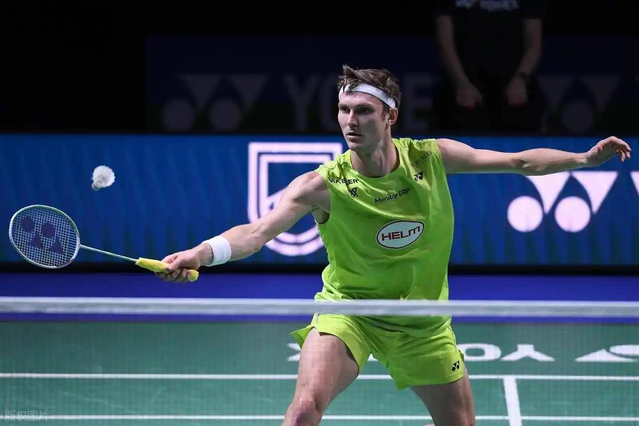 包含泰国羽毛球队险胜中国羽毛球队，安赛龙绝境逆转的词条