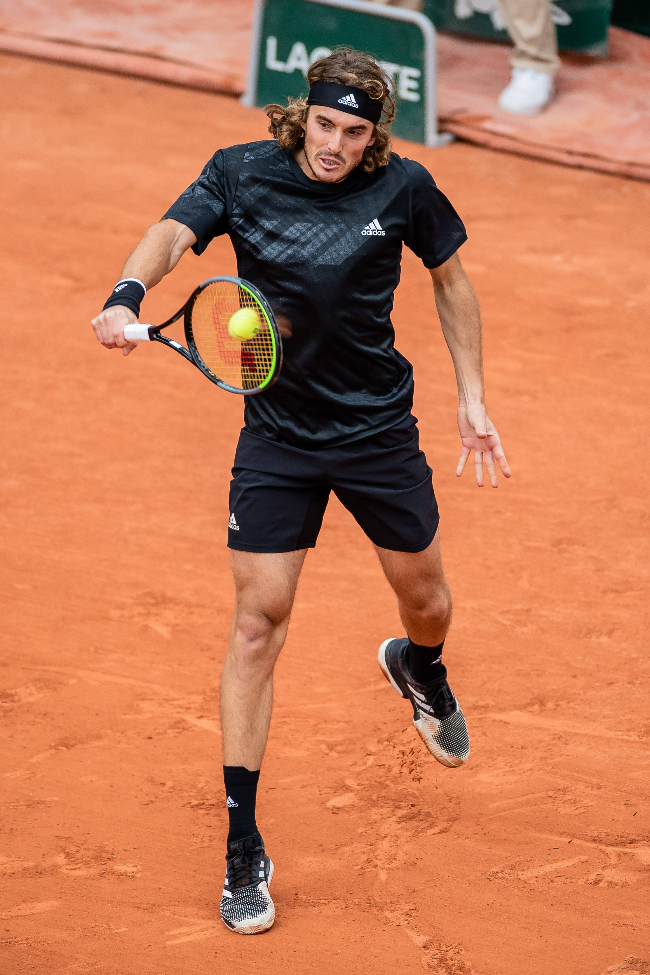 美国网球队轻取日本网球队,西西帕斯打破历史纪录的简单介绍 美国网球队轻取日本网球队,西西帕斯打破历史纪录的简单介绍