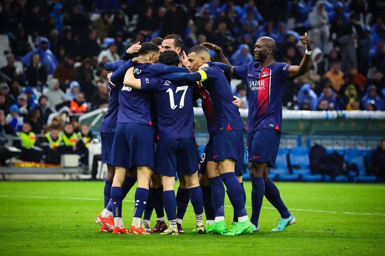 巴黎圣日耳曼连续胜利,联赛领先优势扩大的简单介绍 巴黎圣日耳曼连续胜利,联赛领先优势扩大的简单介绍