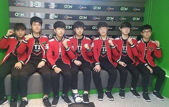 南方战队力挽狂澜,雄心勃勃向前冲 南方战队力挽狂澜,雄心勃勃向前冲