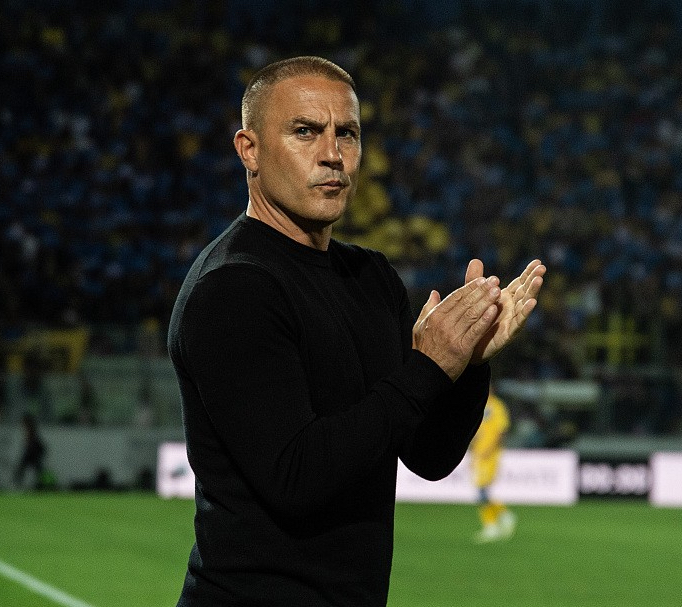 卡纳瓦罗:在国际足球界赢得赞誉的简单介绍 卡纳瓦罗:在国际足球界赢得赞誉的简单介绍