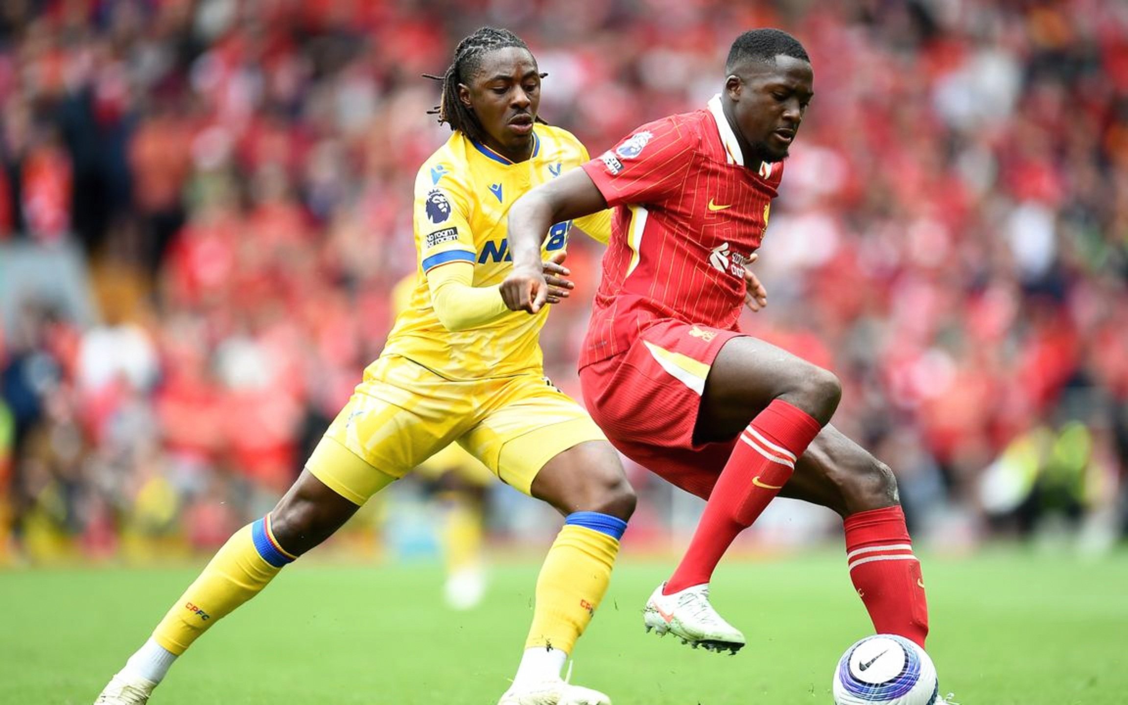 包含利物浦客场逆转水晶宫，夺得胜利的词条