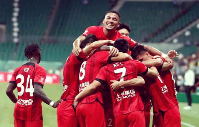 战胜劲旅，球队跻身亚冠赛事的简单介绍