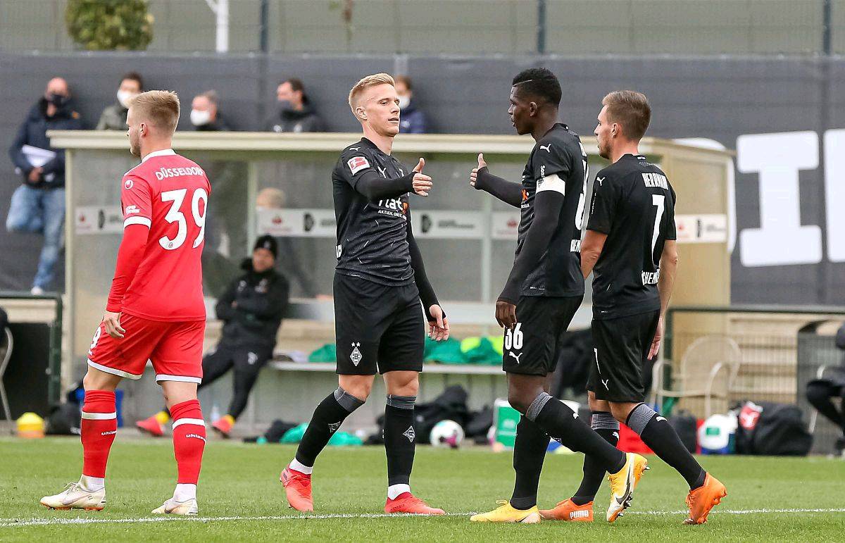 包含美因茨击败沃尔夫斯堡,取得胜利积分的词条 包含美因茨击败沃尔夫斯堡,取得胜利积分的词条