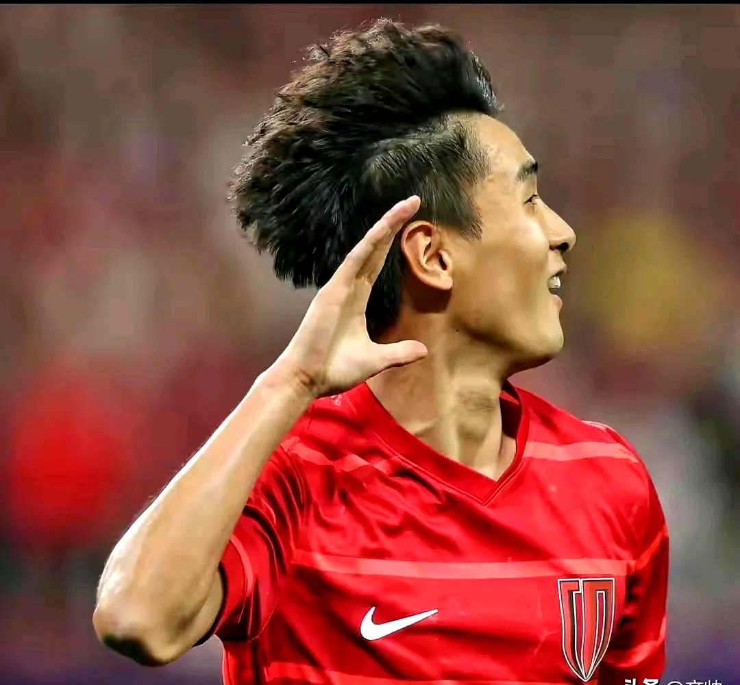 进球如潮，球员表现十分抢眼的简单介绍