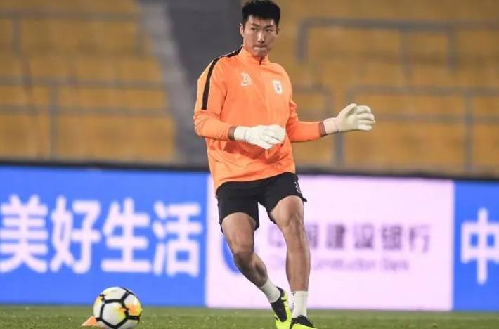 包含山东鲁能客场逆袭，喜获三分的词条