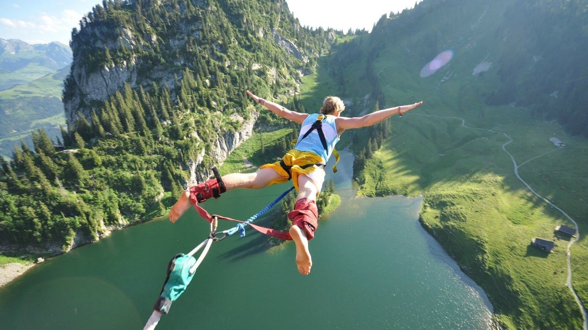 2026世界杯H组，墨西哥的钢铁防线与苏亚雷斯的孤星闪耀—一场压制伊朗的经典博弈